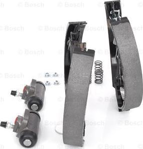 BOSCH 0 204 114 543 - Комплект тормозных колодок, барабанные unicars.by