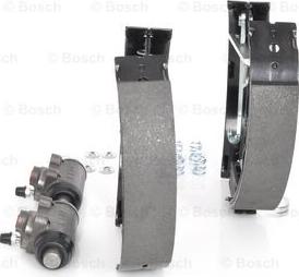 BOSCH 0 204 114 551 - Комплект тормозных колодок, барабанные unicars.by