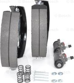 BOSCH 0 204 114 519 - Комплект тормозных колодок, барабанные unicars.by