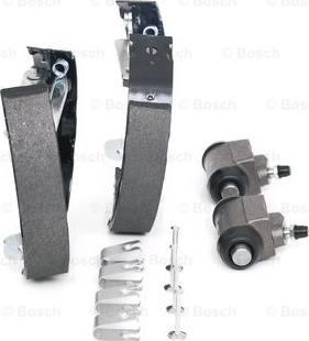 BOSCH 0 204 114 584 - Комплект тормозных колодок, барабанные unicars.by