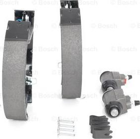 BOSCH 0 204 114 643 - Комплект тормозных колодок, барабанные unicars.by