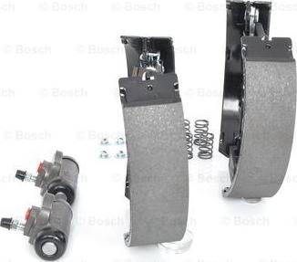 BOSCH 0 204 114 630 - Комплект тормозных колодок, барабанные unicars.by