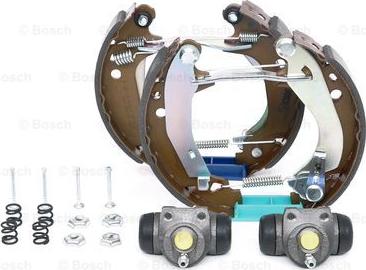 BOSCH 0 204 114 046 - Комплект тормозных колодок, барабанные unicars.by