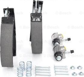 BOSCH 0 204 114 053 - Комплект тормозных колодок, барабанные unicars.by