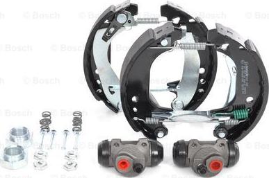 BOSCH 0 204 114 063 - Комплект тормозных колодок, барабанные unicars.by