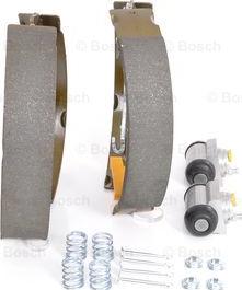 BOSCH 0 204 114 197 - Комплект тормозных колодок, барабанные unicars.by