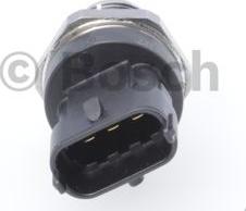 BOSCH 0 281 006 327 - Датчик, давление подачи топлива unicars.by