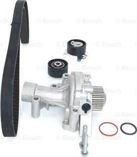 BOSCH 1 987 946 932 - Водяной насос + комплект зубчатого ремня ГРМ unicars.by