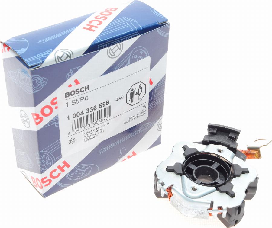 BOSCH 1 004 336 598 - Кронштейн, угольная щетка unicars.by