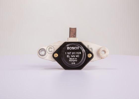 BOSCH 1 197 311 028 - Регулятор напряжения, генератор unicars.by