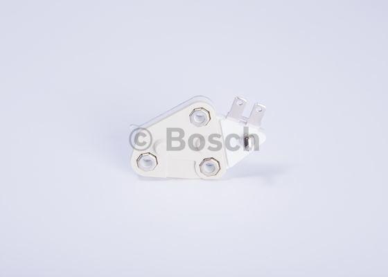 BOSCH F 042 320 208 - Регулятор напряжения, генератор unicars.by