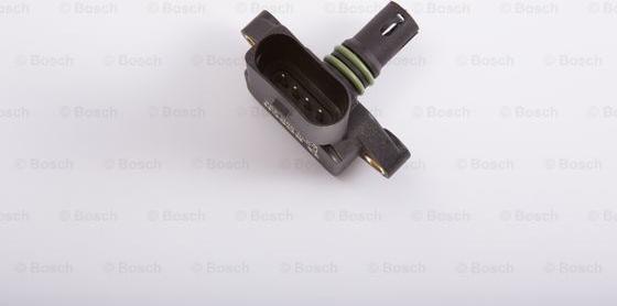 BOSCH F 000 99P 402 - Датчик, давление во впускной трубе unicars.by