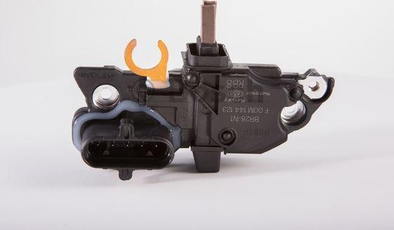 BOSCH F 00M 144 123 - Регулятор напряжения, генератор unicars.by