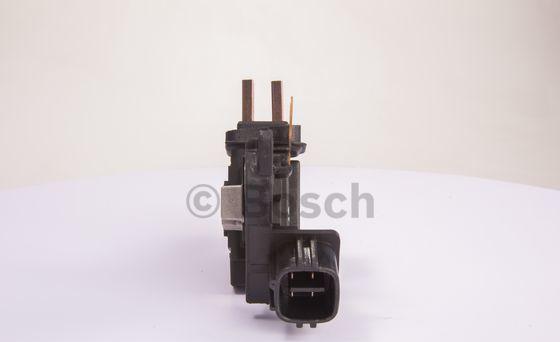 BOSCH F 00M 145 874 - Регулятор напряжения, генератор unicars.by