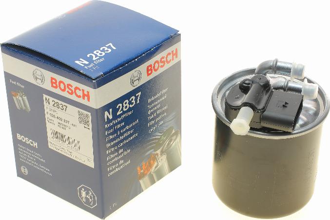 BOSCH F 026 402 837 - Топливный фильтр unicars.by