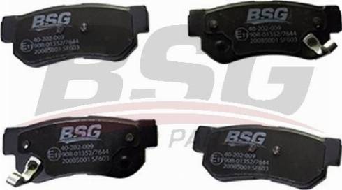 BSG BSG 40-202-009 - Тормозные колодки, дисковые, комплект unicars.by