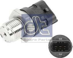 DT Spare Parts 7.24055 - Датчик, давление подачи топлива unicars.by