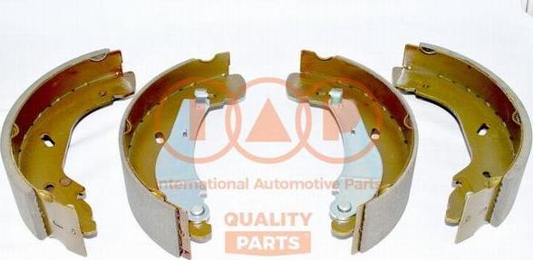 IAP QUALITY PARTS 705-13044 - Комплект тормозных колодок, барабанные unicars.by