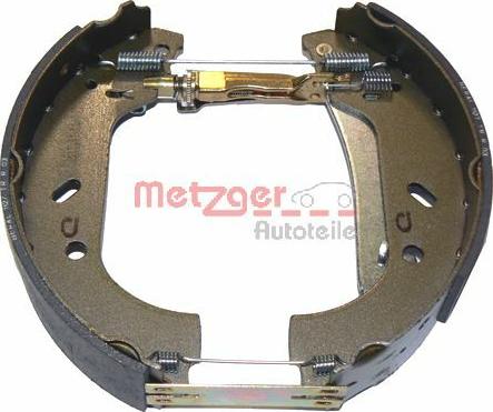 Metzger MG 600V - Комплект тормозных колодок, барабанные unicars.by