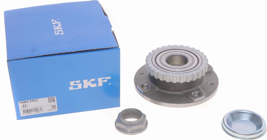 SKF VKBA 3592 - Комплект подшипника ступицы колеса unicars.by