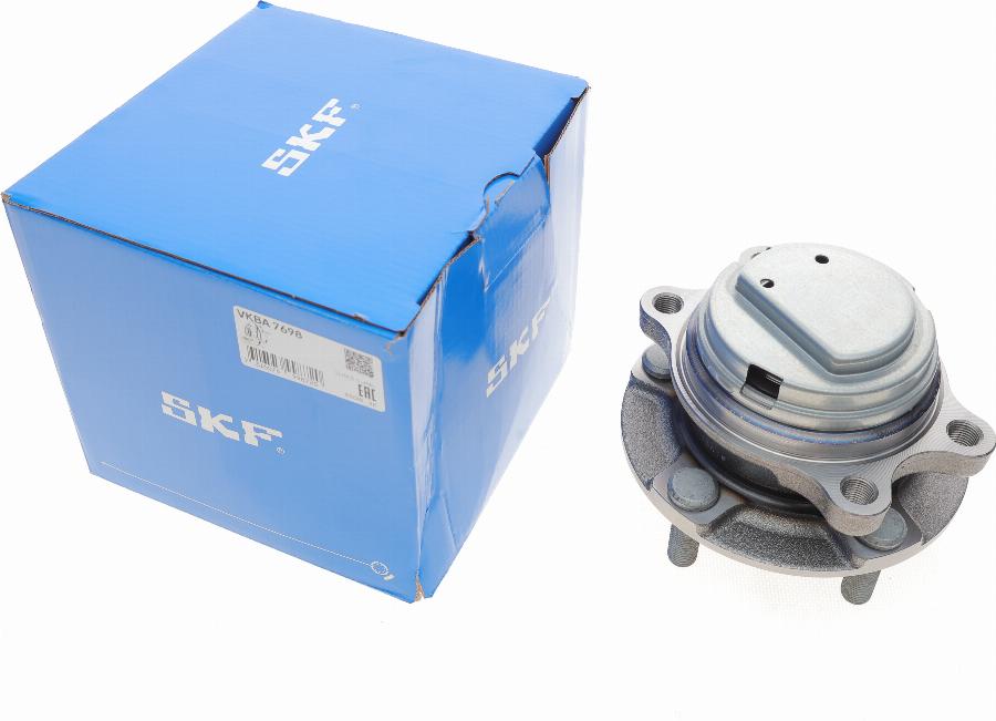 SKF VKBA 7698 - Комплект подшипника ступицы колеса unicars.by