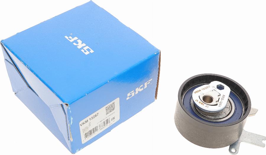 SKF VKM 13257 - Натяжной ролик, зубчатый ремень ГРМ unicars.by