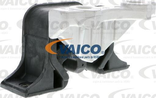 VAICO V40-0067 - Подушка, опора, подвеска двигателя unicars.by