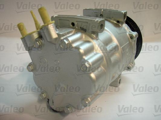 Valeo 813662 - Компрессор кондиционера unicars.by