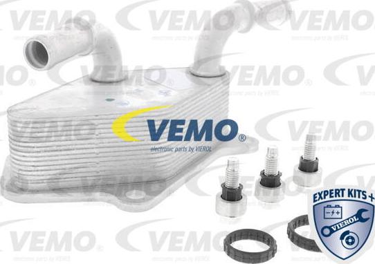 Vemo V40-60-2104 - Масляный радиатор, двигательное масло unicars.by