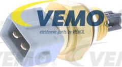 Vemo V42-72-0031 - Датчик, температура впускаемого воздуха unicars.by