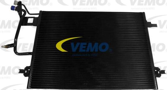 Vemo V15-62-1026 - Конденсатор кондиционера unicars.by