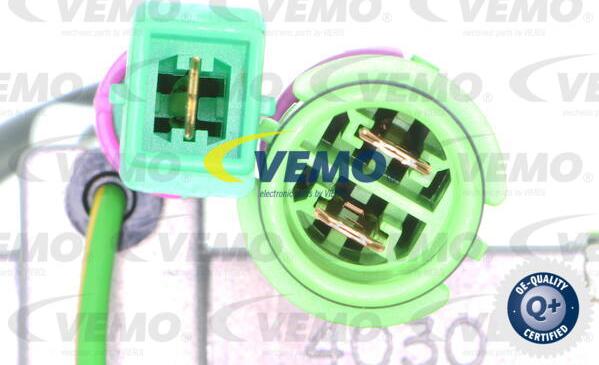 Vemo V15-15-0023 - Компрессор кондиционера unicars.by