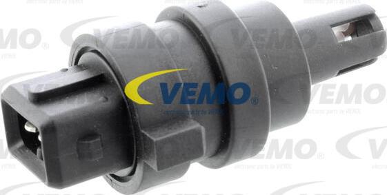 Vemo V10-72-1061 - Датчик, температура впускаемого воздуха unicars.by