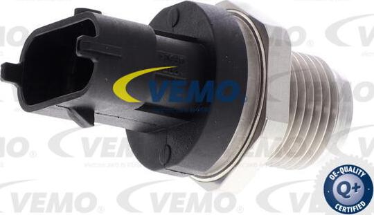 Vemo V24-72-0196 - Датчик, давление подачи топлива unicars.by