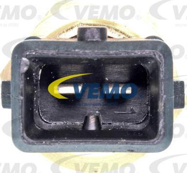 Vemo V20-72-0456 - Датчик, температура впускаемого воздуха unicars.by